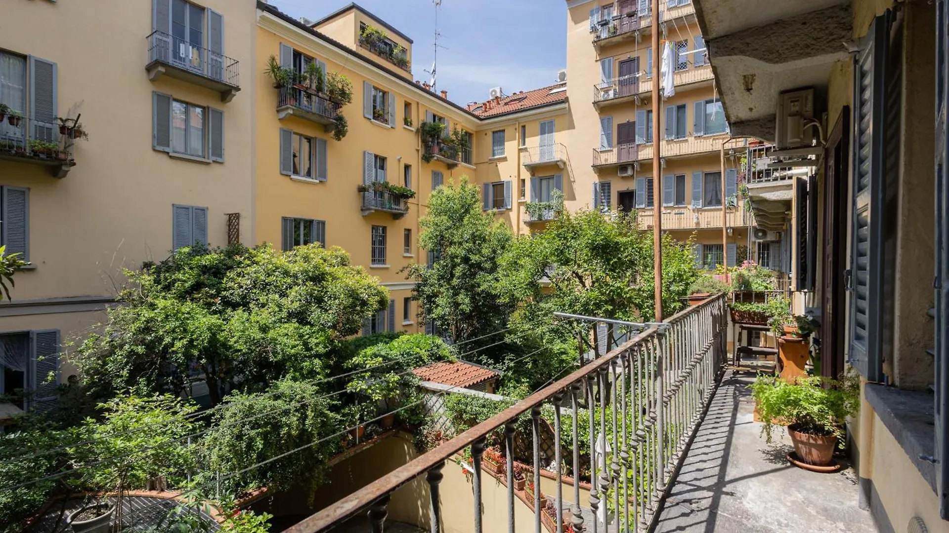 Living Sempione Apartamento Milão